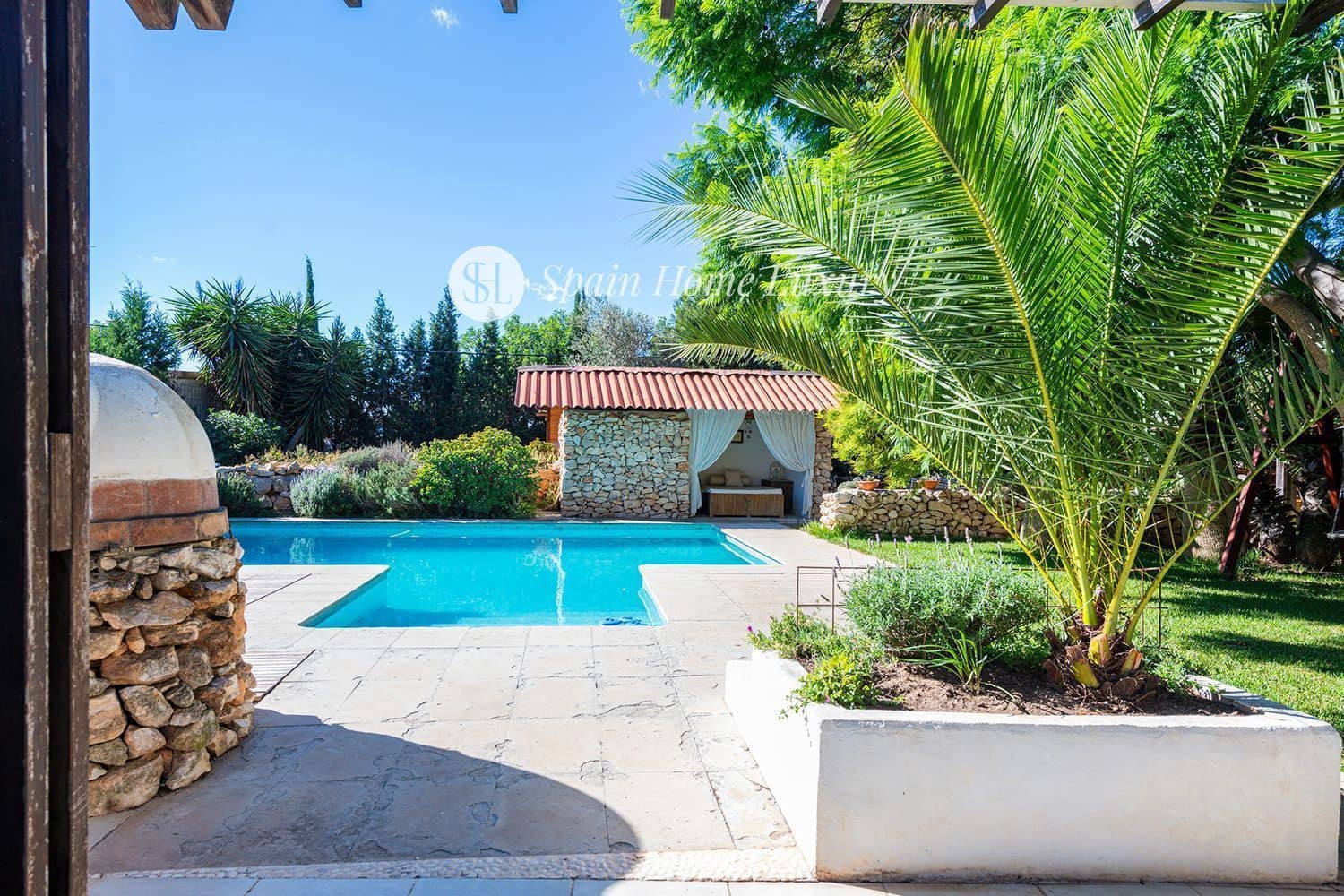 5 soveværelse Villa til salg i La Pobla de Vallbona med swimmingpool garage - € 875.000 (Ref: 8678496)