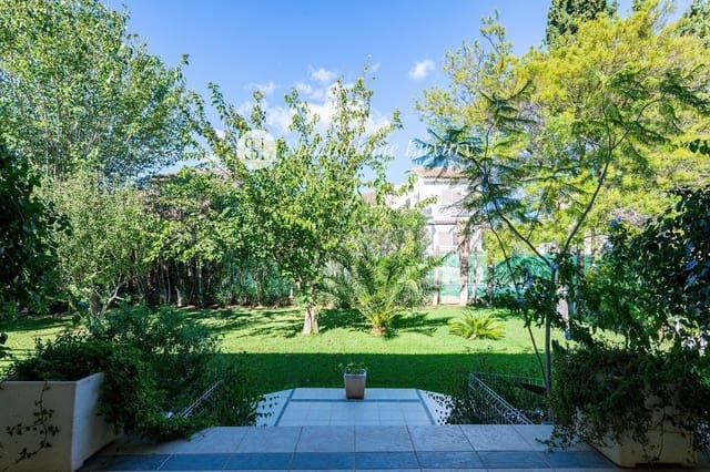 5 soverom Villa til salgs i La Pobla de Vallbona med svømmebasseng garasje - € 875 000 (Ref: 8678496)