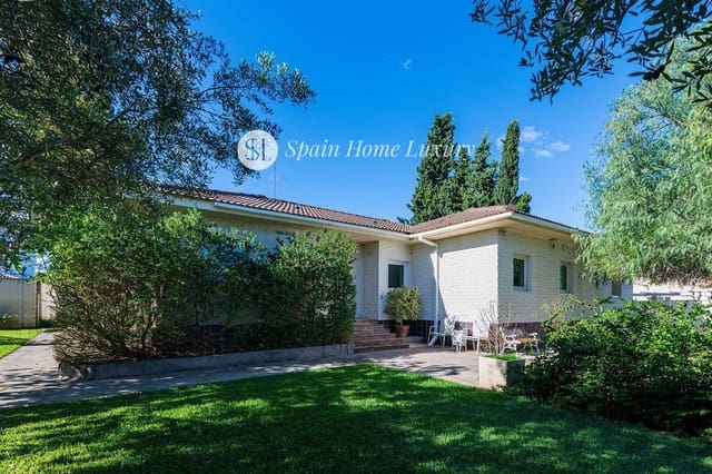 5 soverom Villa til salgs i La Pobla de Vallbona med svømmebasseng garasje - € 875 000 (Ref: 8678496)