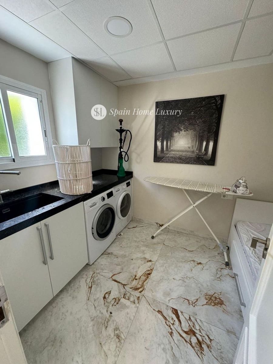 4 soverom Villa til salgs i Betera med svømmebasseng garasje - € 875 000 (Ref: 8698754)