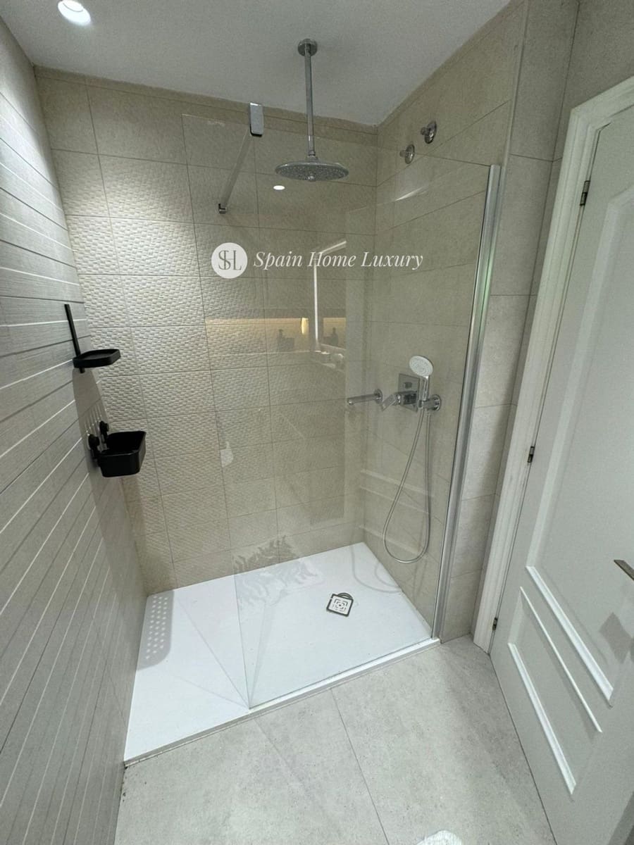 4 soverom Villa til salgs i Betera med svømmebasseng garasje - € 875 000 (Ref: 8698754)