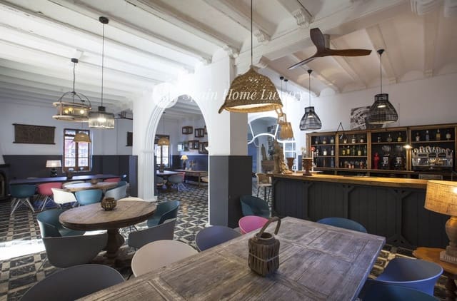 8 sypialnia Willa na sprzedaż w Bétera z basenem garażem - 2 500 000 € (Ref: 8746360)