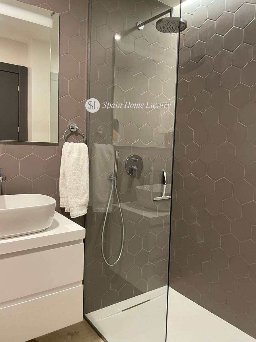 2 bedroom Flat for sale in Cumbre del Sol with pool - € 355,000 (Ref: 8746363)