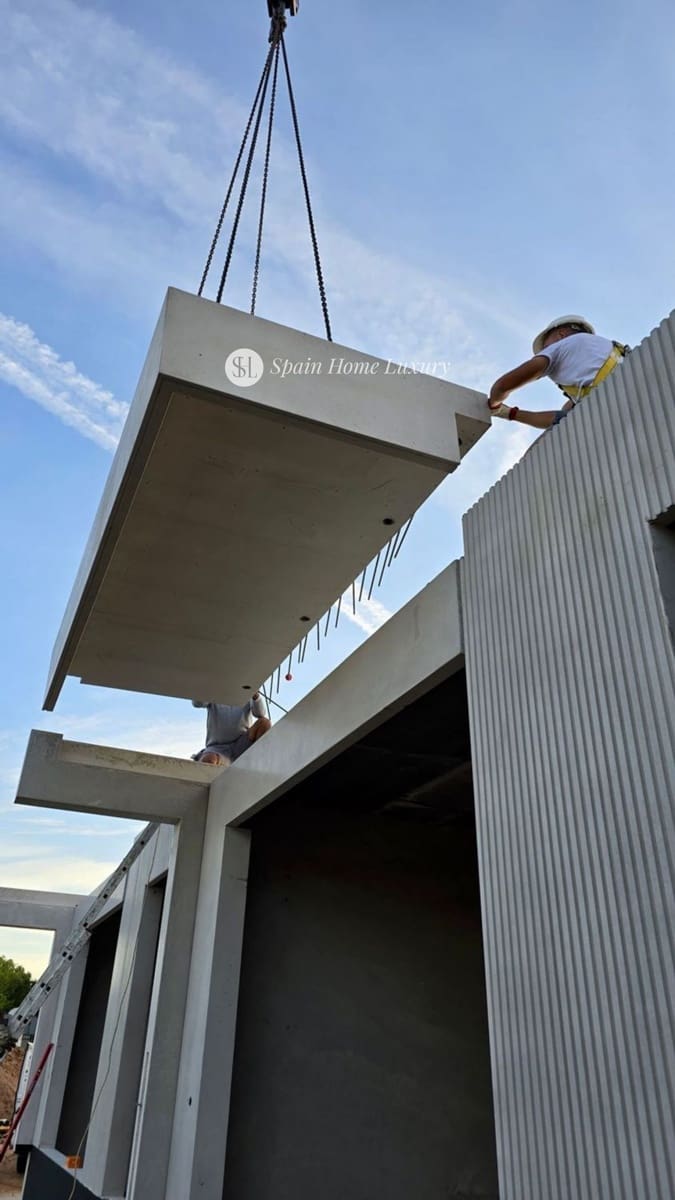 Casa em Banda para venda em San Antonio de Benageber com piscina - 495 000 € (Ref: 8746367)