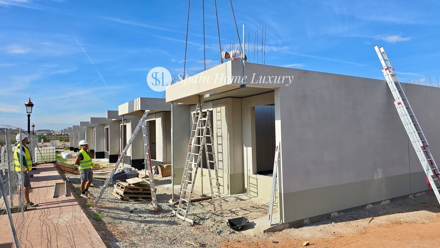 Casa em Banda para venda em San Antonio de Benageber com piscina - 495 000 € (Ref: 8746367)