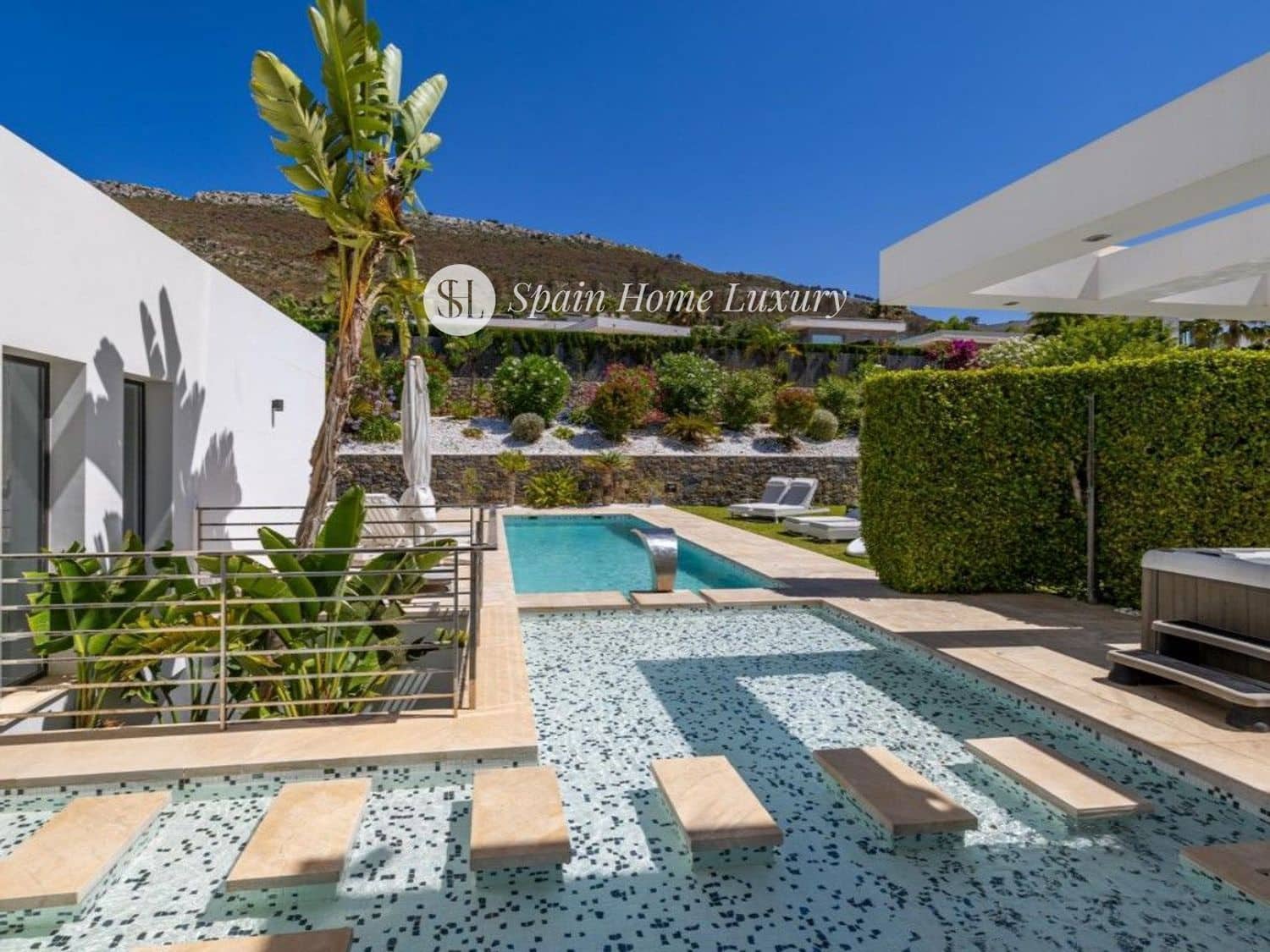 5 makuuhuone Huvila myytävänä paikassa Javea / Xabia mukana uima-altaan 
autotalli - 2 350 000 € (Ref: 8868518)