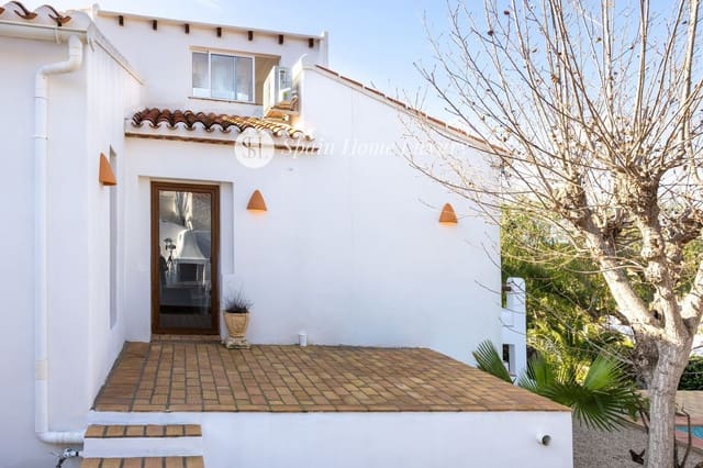 5 makuuhuone Huvila myytävänä paikassa Javea / Xàbia mukana uima-altaan 
autotalli - 790 000 € (Ref: 8868520)