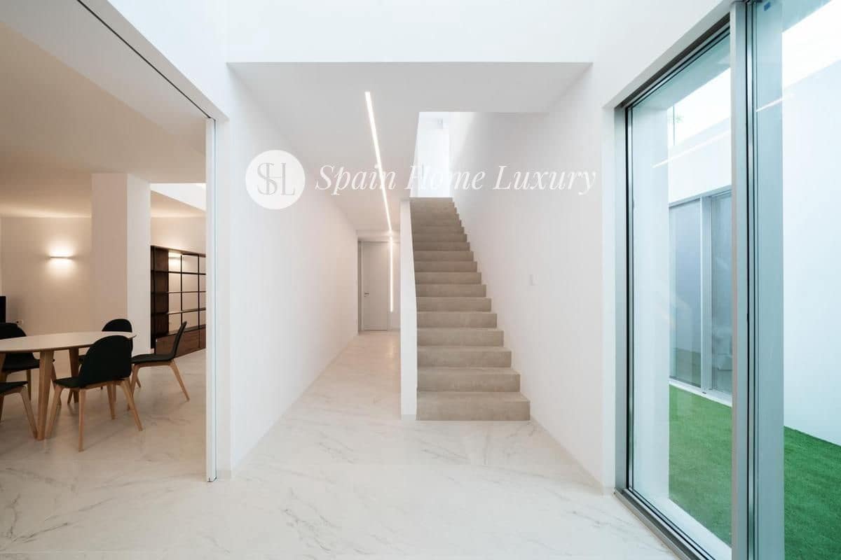 6 makuuhuone Huvila vuokrattavana paikassa Betera mukana uima-altaan - 15 000 € (Ref: 8877816)