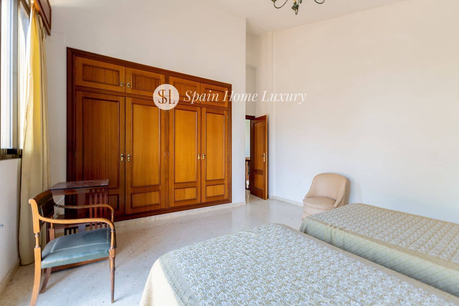 6 slaapkamer Villa te koop in Riba-roja de Turia met zwembad garage - € 950.000 (Ref: 8879631)