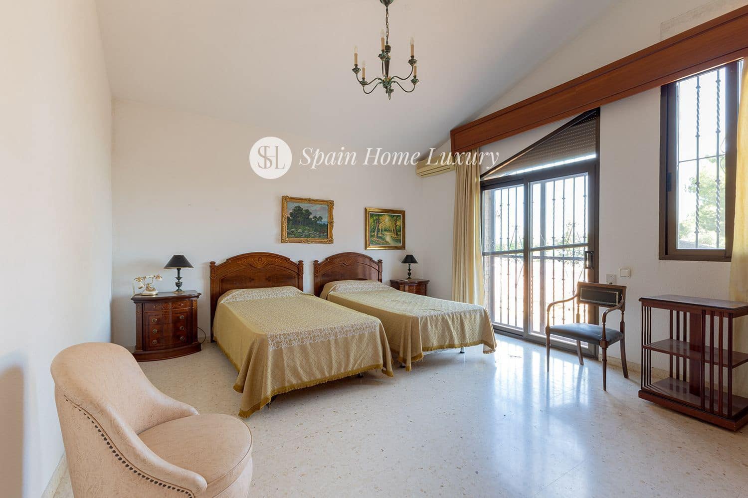 6 slaapkamer Villa te koop in Riba-roja de Turia met zwembad garage - € 950.000 (Ref: 8879631)