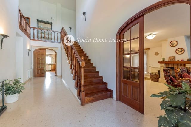 6 slaapkamer Villa te koop in Riba-roja de Túria met zwembad garage - € 950.000 (Ref: 8879631)