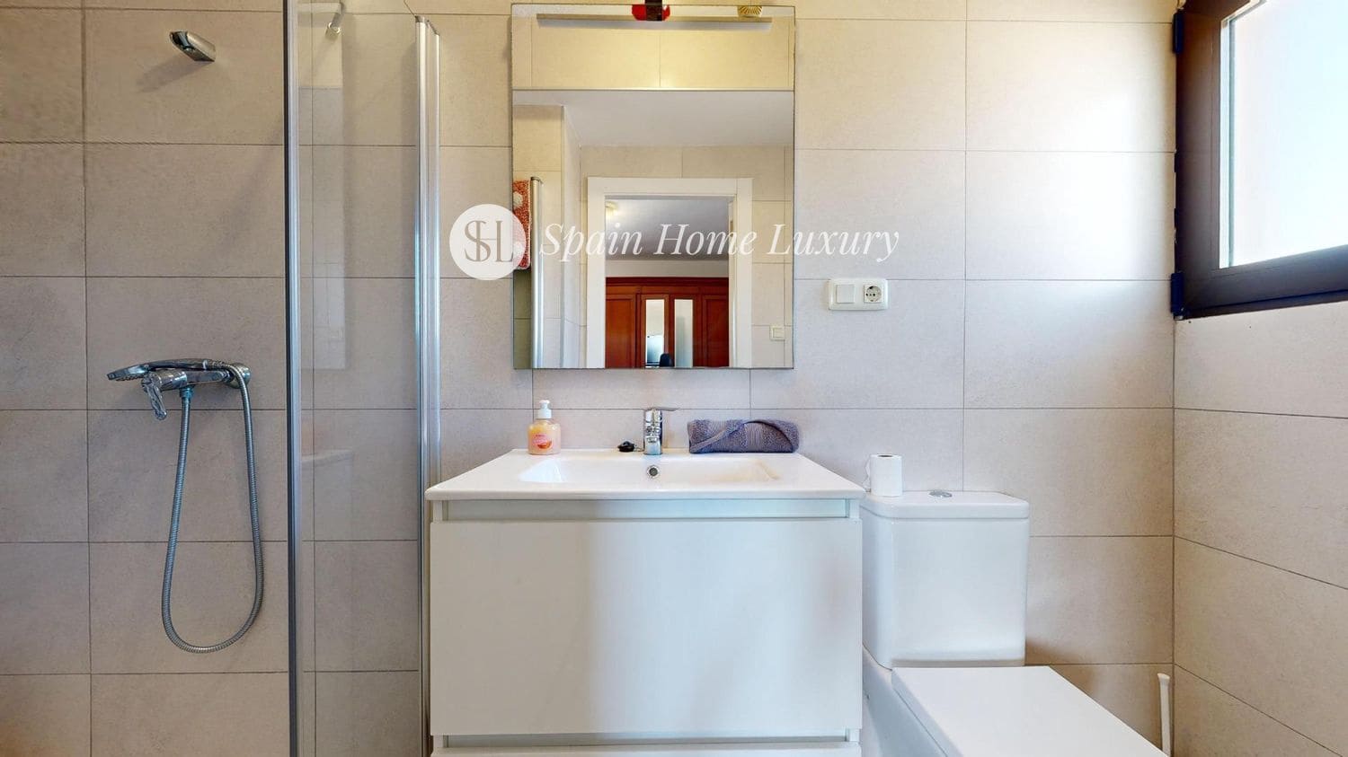 9 sovrum Villa till salu i Godelleta med pool - 690 000 € (Ref: 8879632)