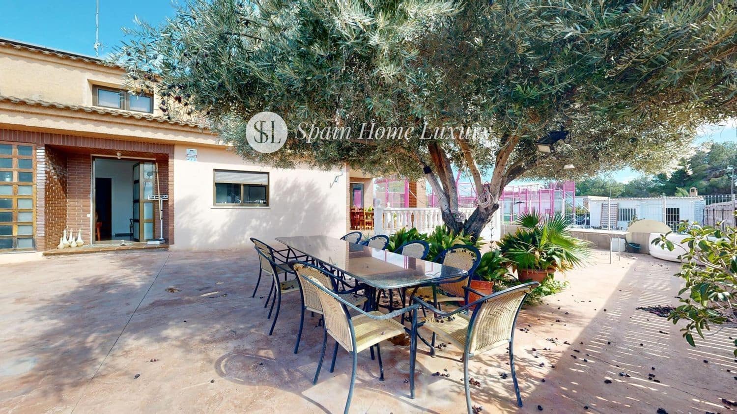 9 sovrum Villa till salu i Godelleta med pool - 690 000 € (Ref: 8879632)