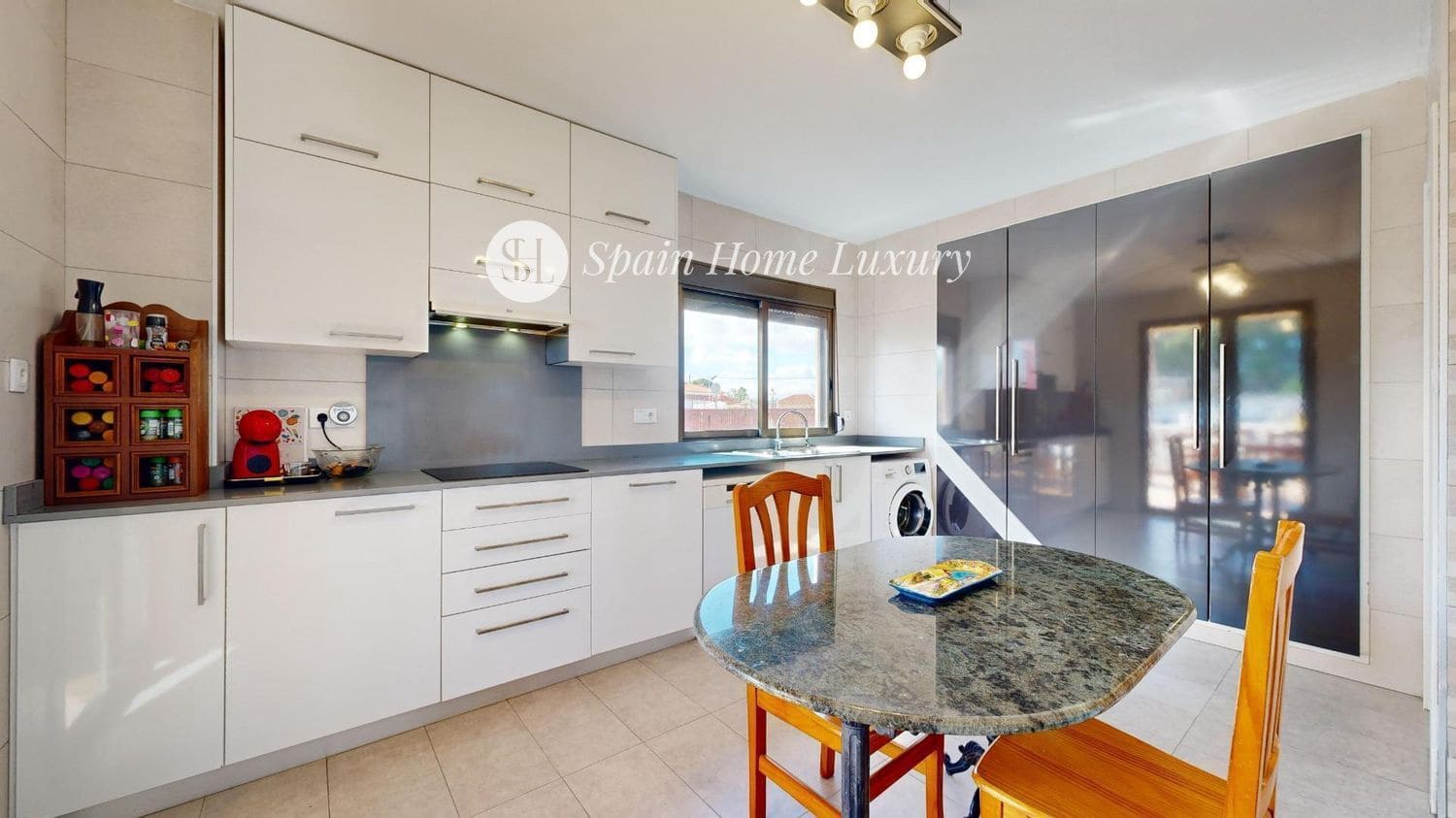 9 sovrum Villa till salu i Godelleta med pool - 690 000 € (Ref: 8879632)