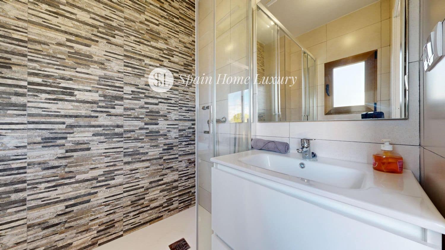 9 sovrum Villa till salu i Godelleta med pool - 690 000 € (Ref: 8879632)