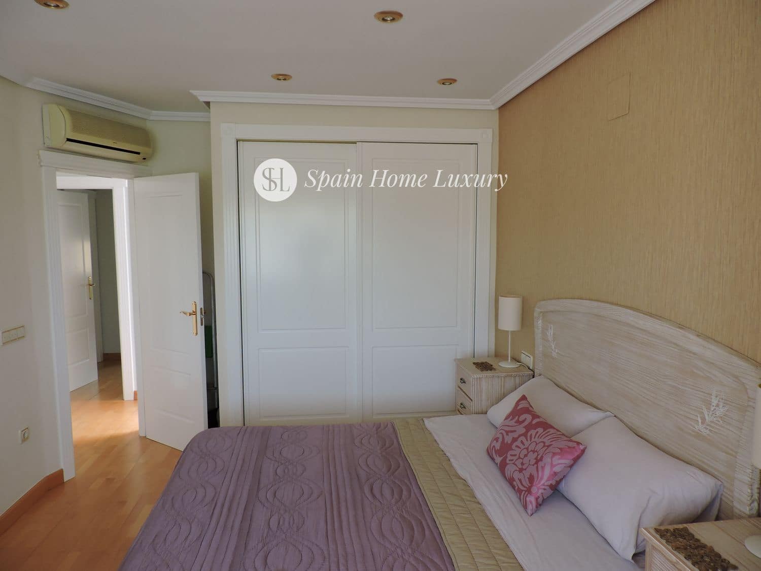 3 sypialnia Willa na sprzedaż w Benidorm z basenem garażem - 380 000 € (Ref: 8881576)