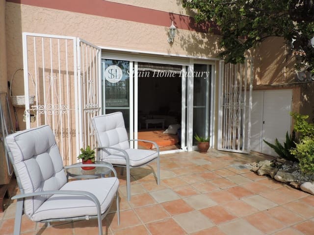 3 sypialnia Willa na sprzedaż w Benidorm z basenem garażem - 380 000 € (Ref: 8881576)