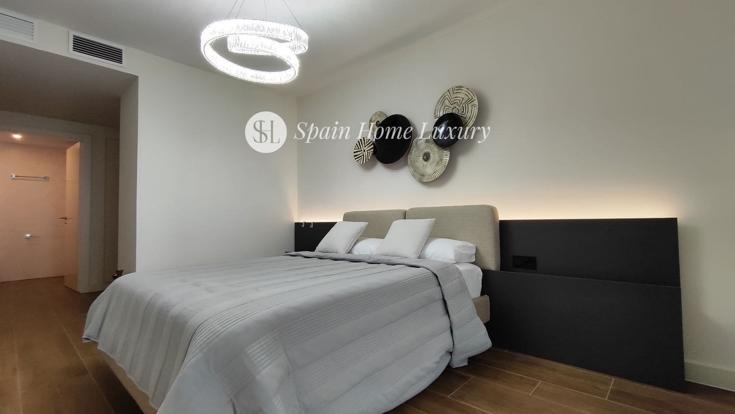 3 sypialnia Mieszkanie na sprzedaż w Miasto Walencja z basenem garażem - 995 000 € (Ref: 8882300)