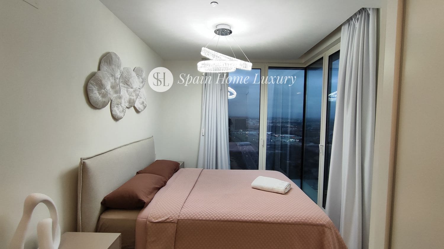 3 sypialnia Mieszkanie na sprzedaż w Miasto Walencja z basenem garażem - 995 000 € (Ref: 8882300)