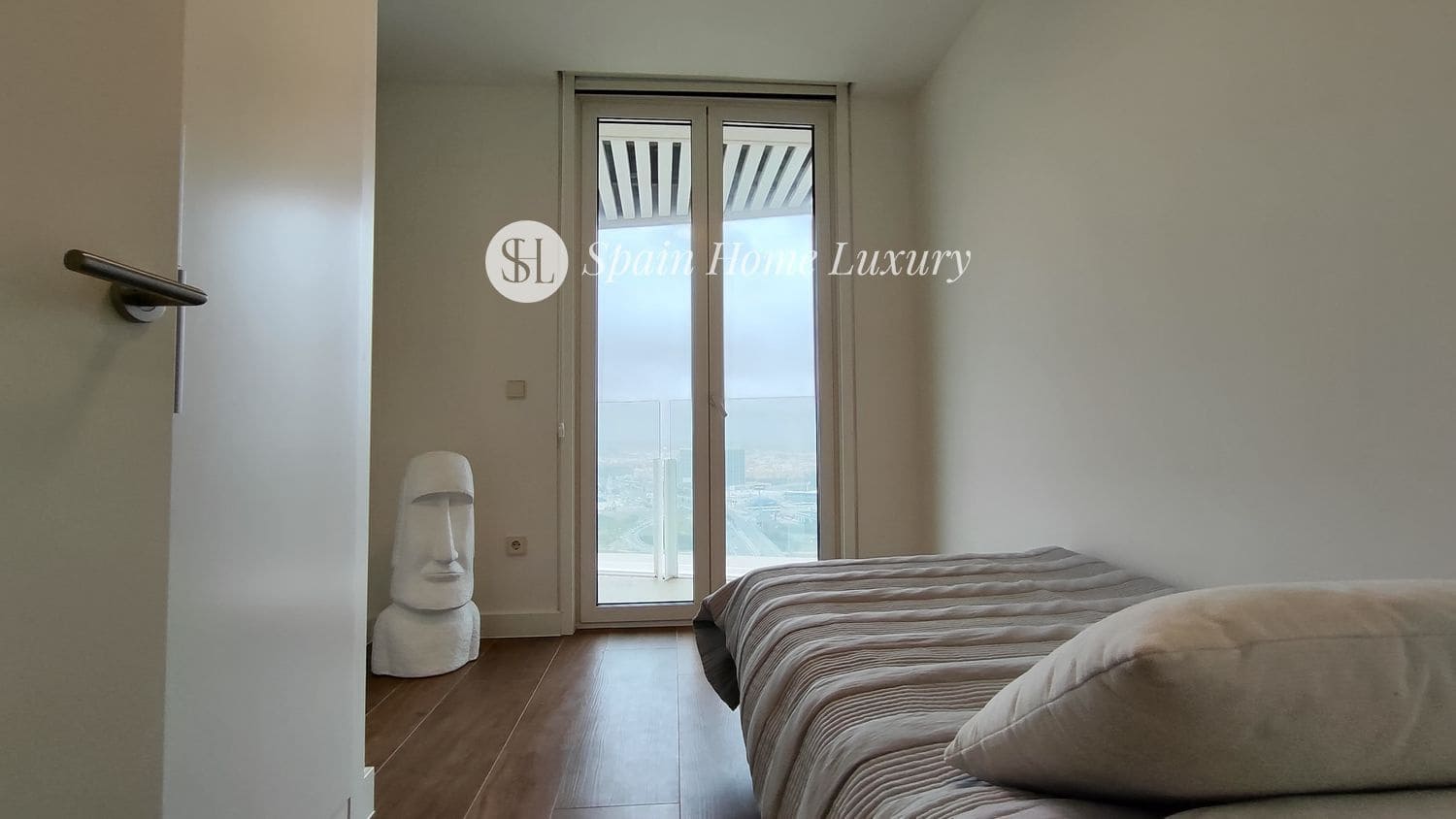 3 sypialnia Mieszkanie na sprzedaż w Miasto Walencja z basenem garażem - 995 000 € (Ref: 8882300)