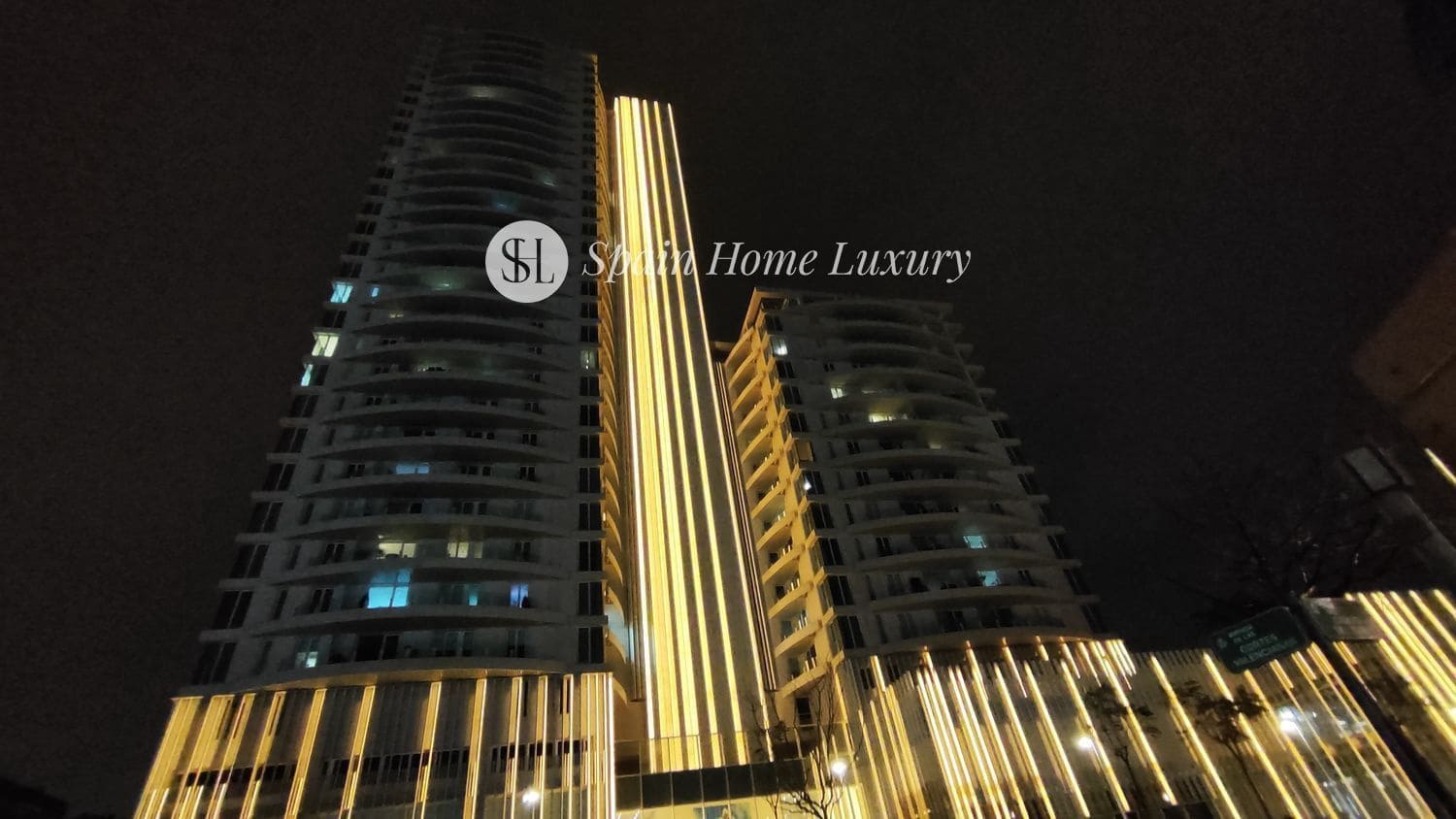 3 sypialnia Mieszkanie na sprzedaż w Miasto Walencja z basenem garażem - 995 000 € (Ref: 8882300)