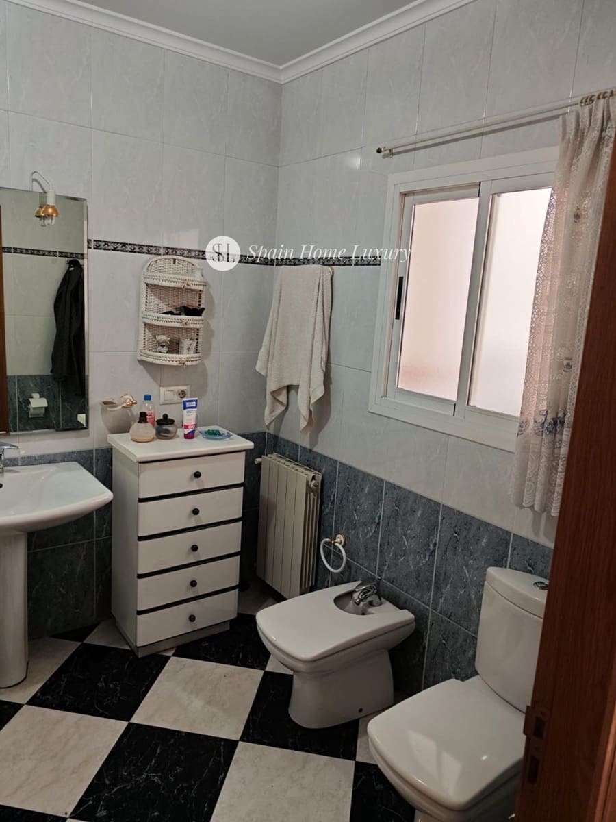 4 Zimmer Villa zu verkaufen in Xeresa mit Garage - 310.000 € (Ref: 8889276)