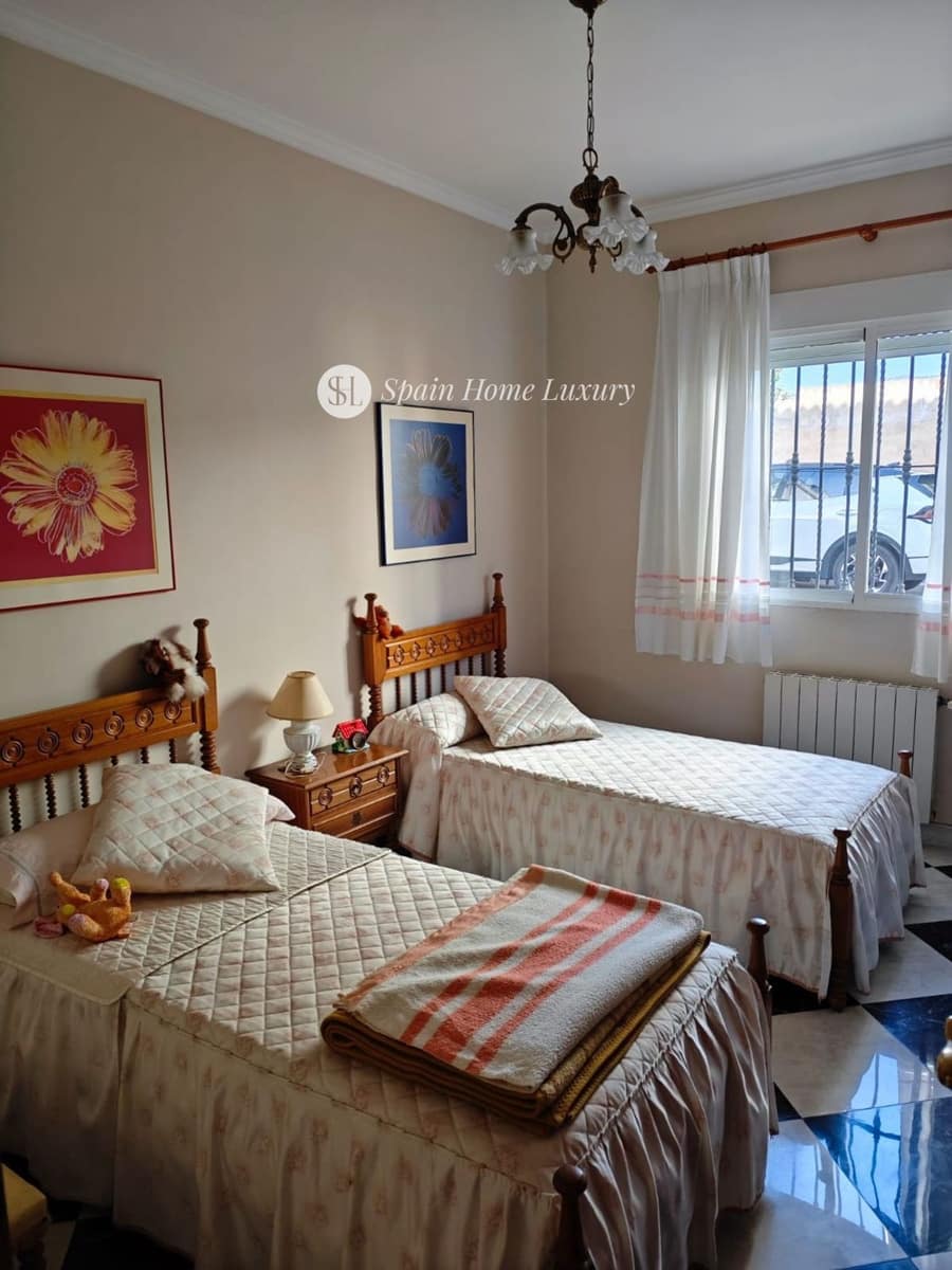 4 Zimmer Villa zu verkaufen in Xeresa mit Garage - 310.000 € (Ref: 8889276)