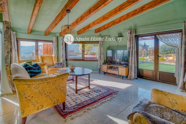 3 bedroom Villa for sale in Teulada Pueblo, Teulada-Moraira with pool garage - € 530,000 (Ref: 8905077)