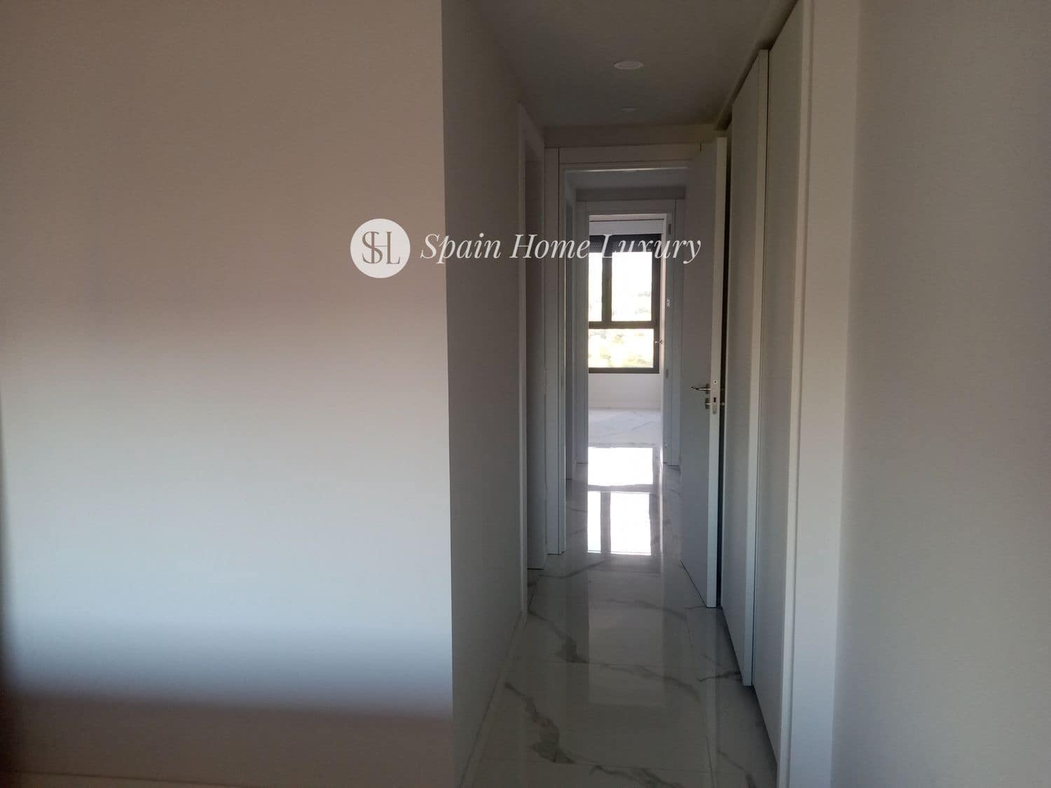 2 slaapkamer Penthouse te koop in Benidorm met zwembad - € 517.000 (Ref: 8905587)