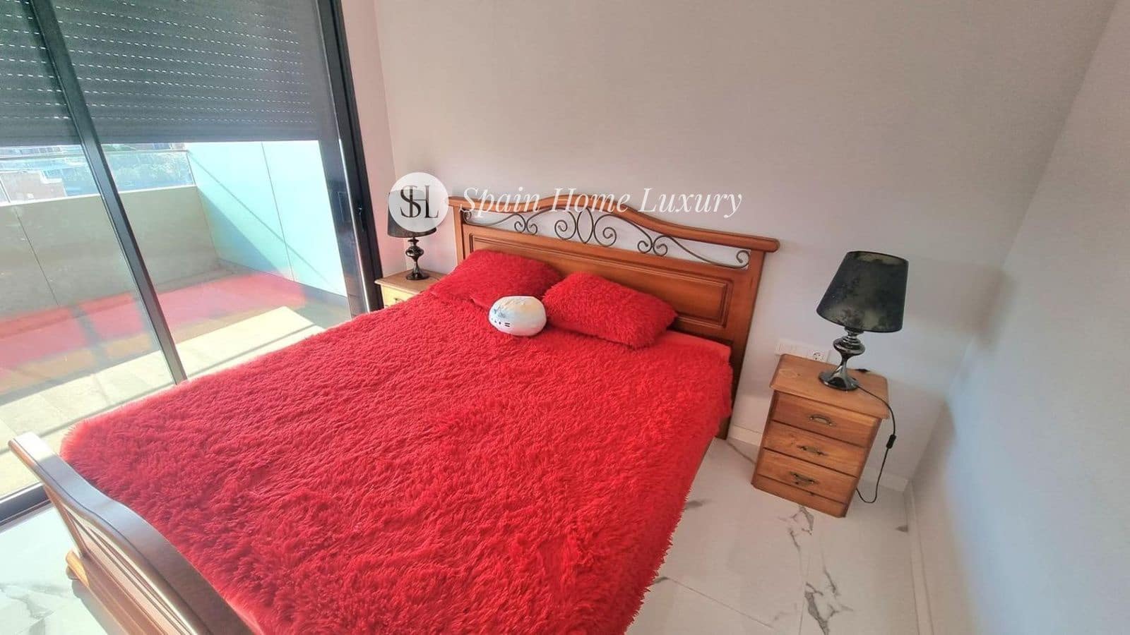 2 slaapkamer Penthouse te koop in Benidorm met zwembad - € 517.000 (Ref: 8905587)