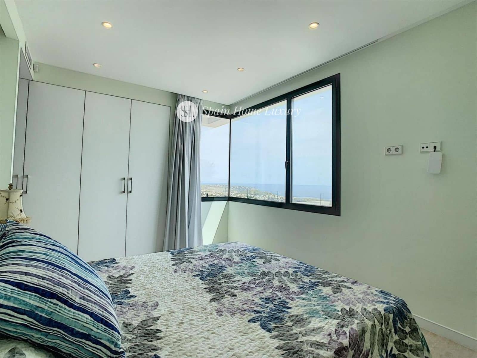 4 quarto Moradia para venda em Cumbre del Sol com piscina garagem - 1 100 000 € (Ref: 8909741)