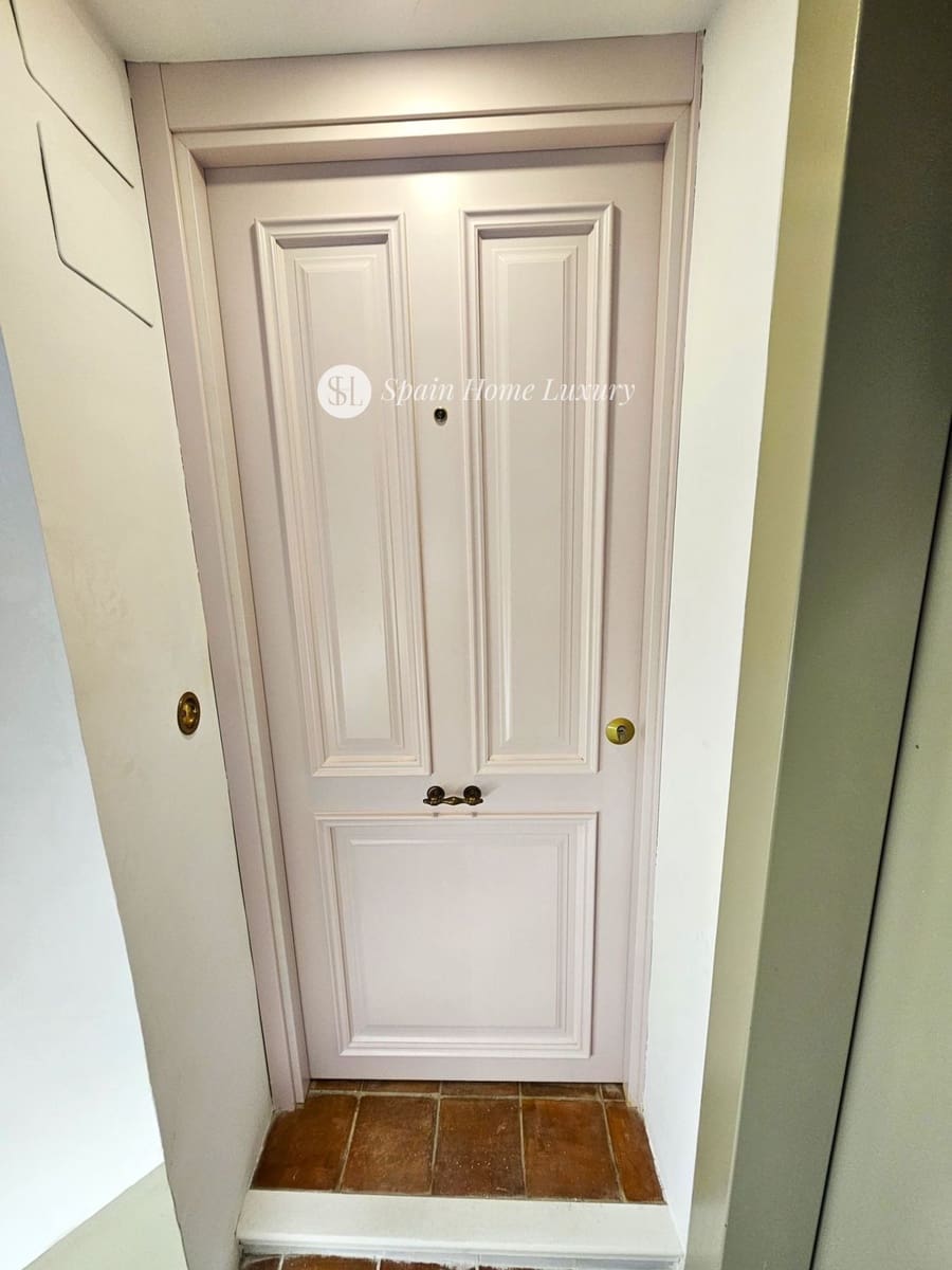 Restaurant/Bar à vendre à Valence ville - 2 100 000 € (Ref: 8924375)