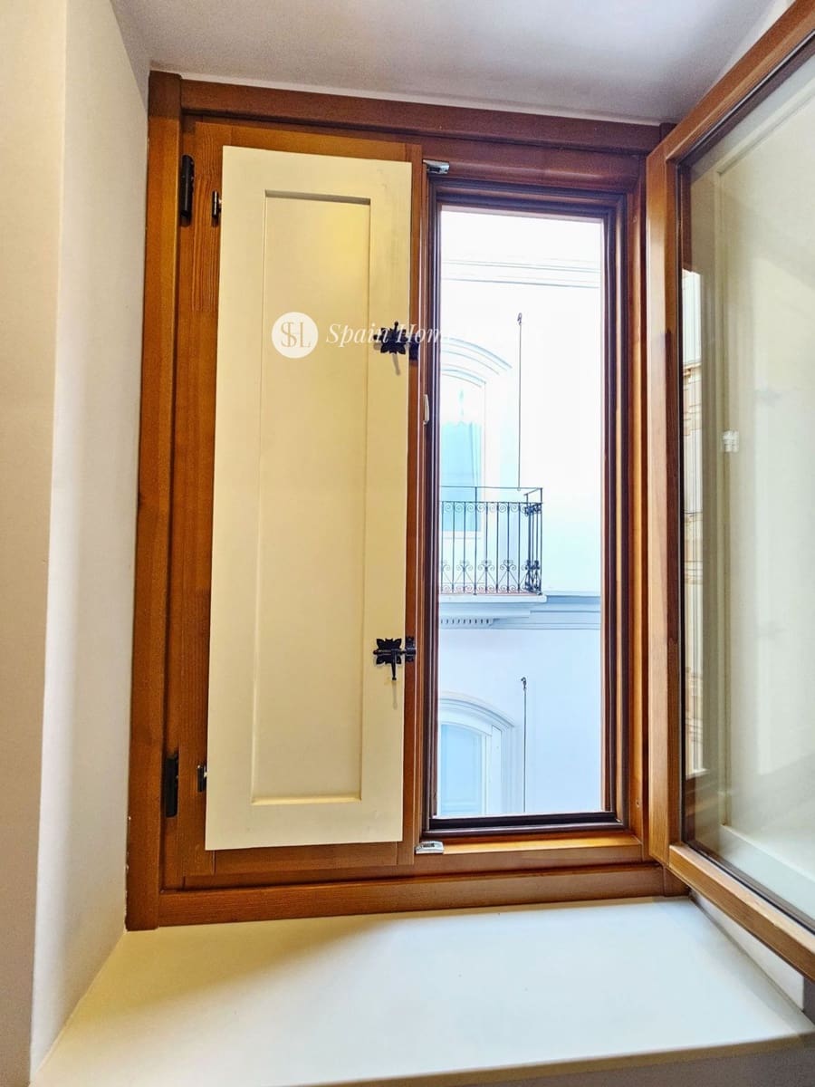 Restaurant/Bar à vendre à Valence ville - 2 100 000 € (Ref: 8924375)