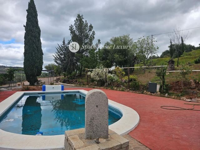 Hotel til salg i Guaro med swimmingpool garage - € 780.000 (Ref: 8949236)