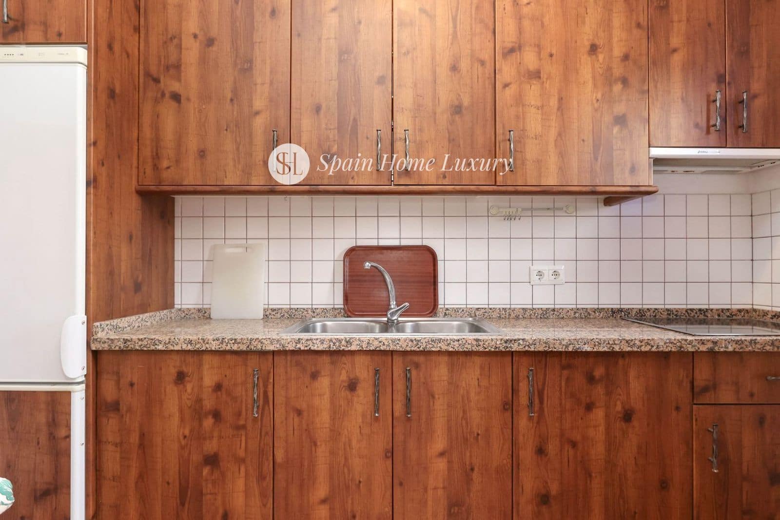 Hotell til salgs i Guaro med svømmebasseng garasje - € 780 000 (Ref: 8949236)