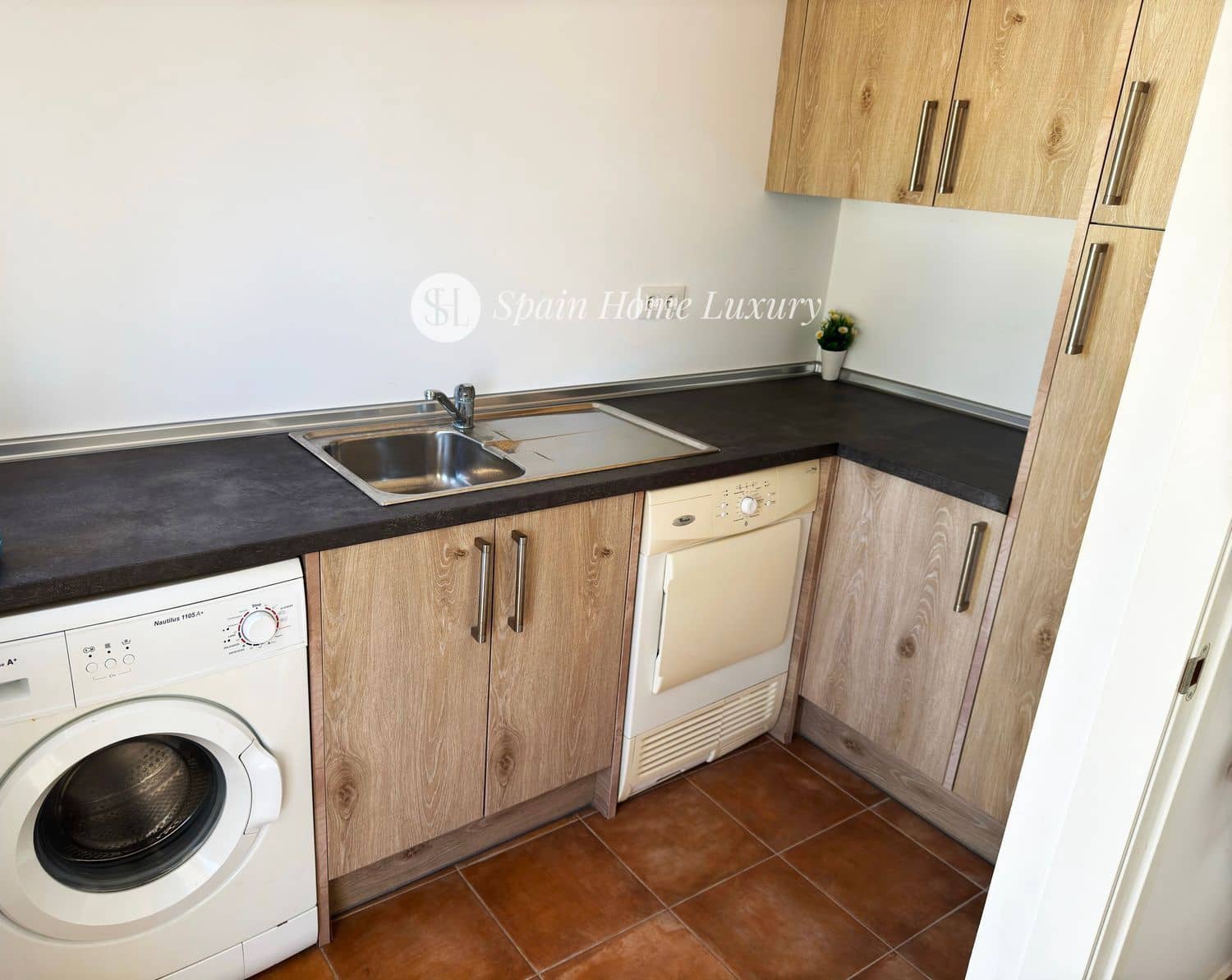 5 bedroom Villa for sale in Benissa with pool garage - € 659,000 (Ref: 9004048)