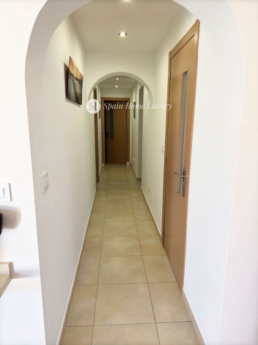 5 bedroom Villa for sale in Benissa with pool garage - € 659,000 (Ref: 9004048)