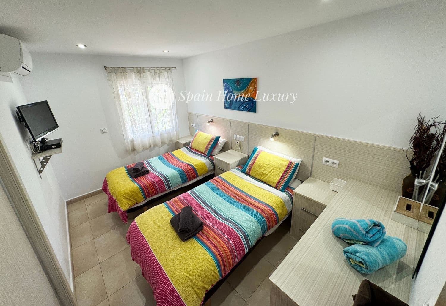 5 bedroom Villa for sale in Benissa with pool garage - € 659,000 (Ref: 9004048)