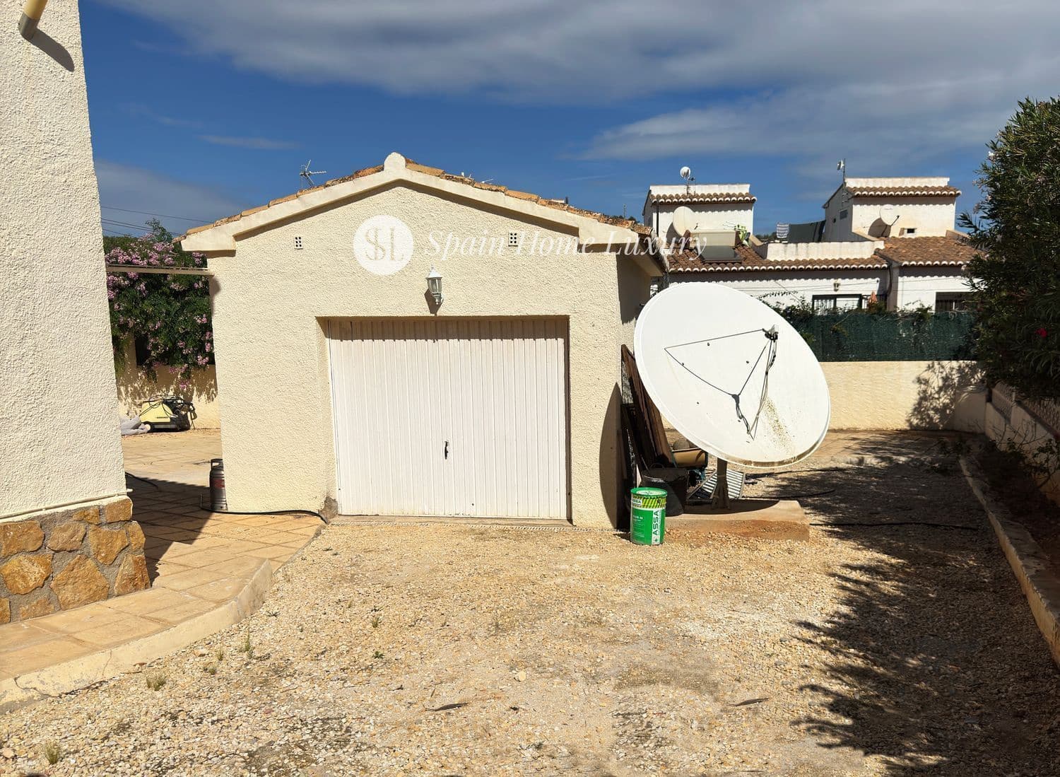 5 bedroom Villa for sale in Benissa with pool garage - € 659,000 (Ref: 9004048)