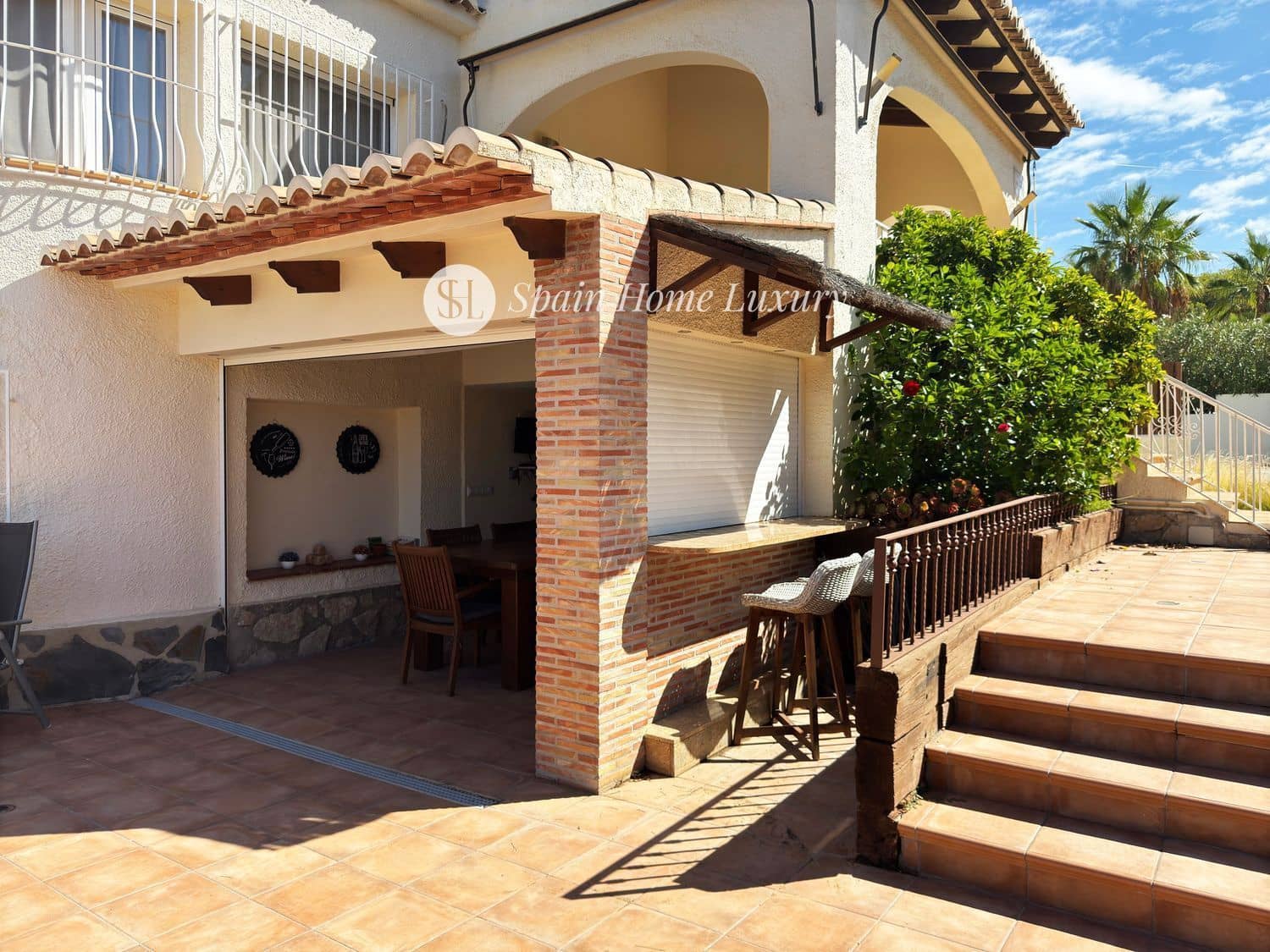 5 bedroom Villa for sale in Benissa with pool garage - € 659,000 (Ref: 9004048)