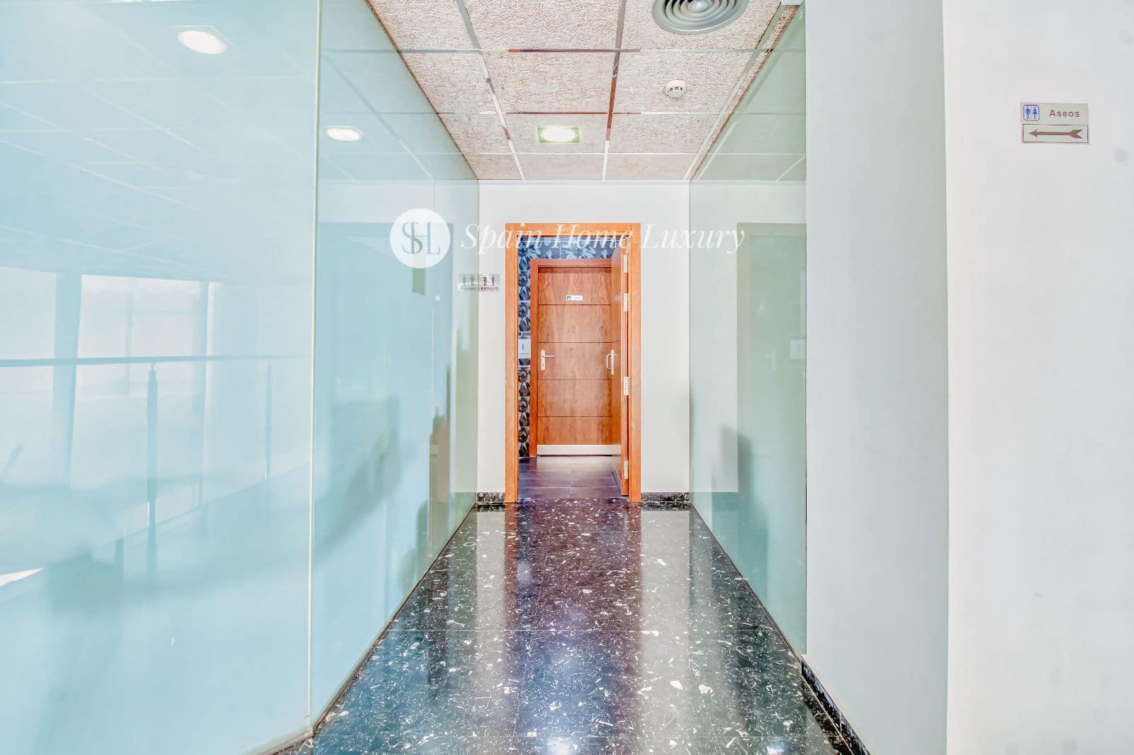 14 quarto Restaurante/Bar para venda em Alzira - 2 490 000 € (Ref: 9004113)