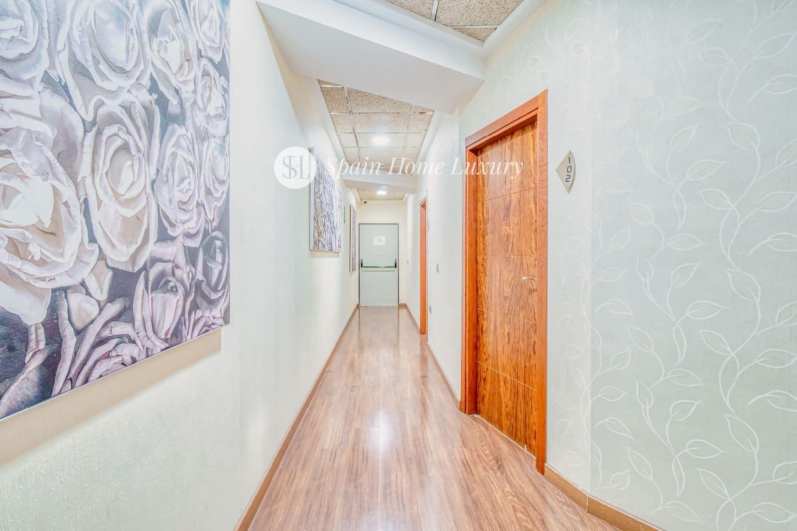 14 quarto Restaurante/Bar para venda em Alzira - 2 490 000 € (Ref: 9004113)