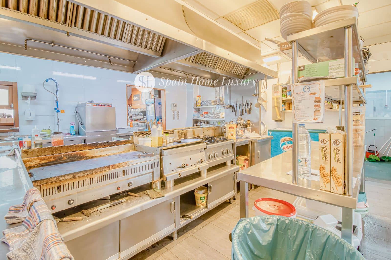 14 quarto Restaurante/Bar para venda em Alzira - 2 490 000 € (Ref: 9004113)