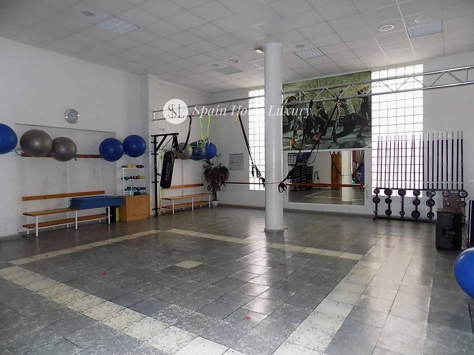 4 soveværelse Restaurant/Bar til salg i Cocentaina - € 357.000 (Ref: 9004114)