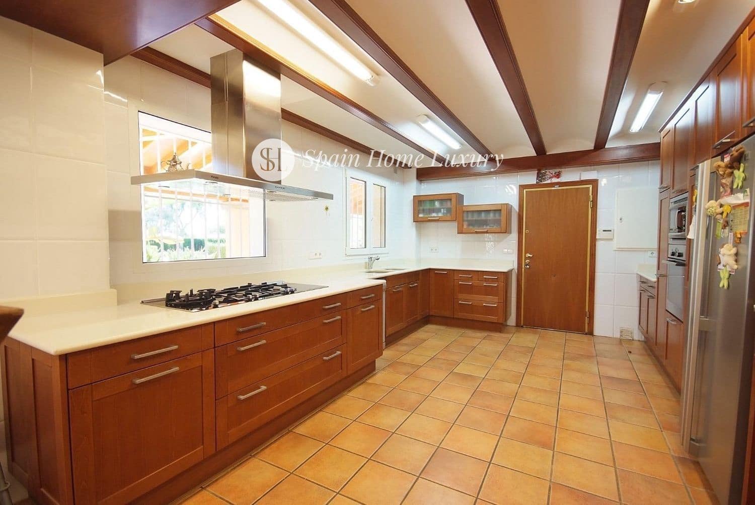 7 soverom Villa til salgs i Betera med svømmebasseng garasje - € 1 500 000 (Ref: 9004117)