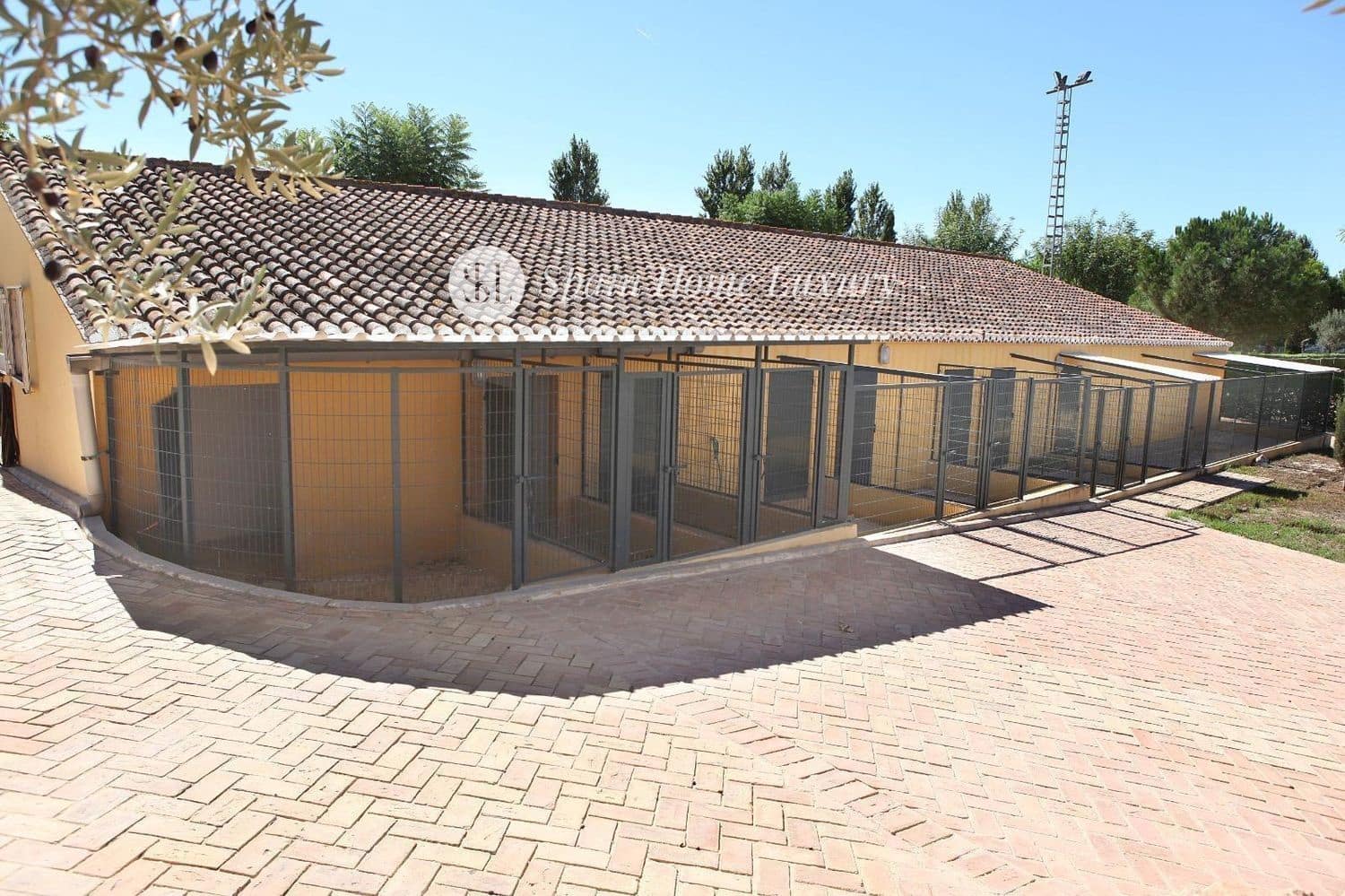 7 soverom Villa til salgs i Betera med svømmebasseng garasje - € 1 500 000 (Ref: 9004117)