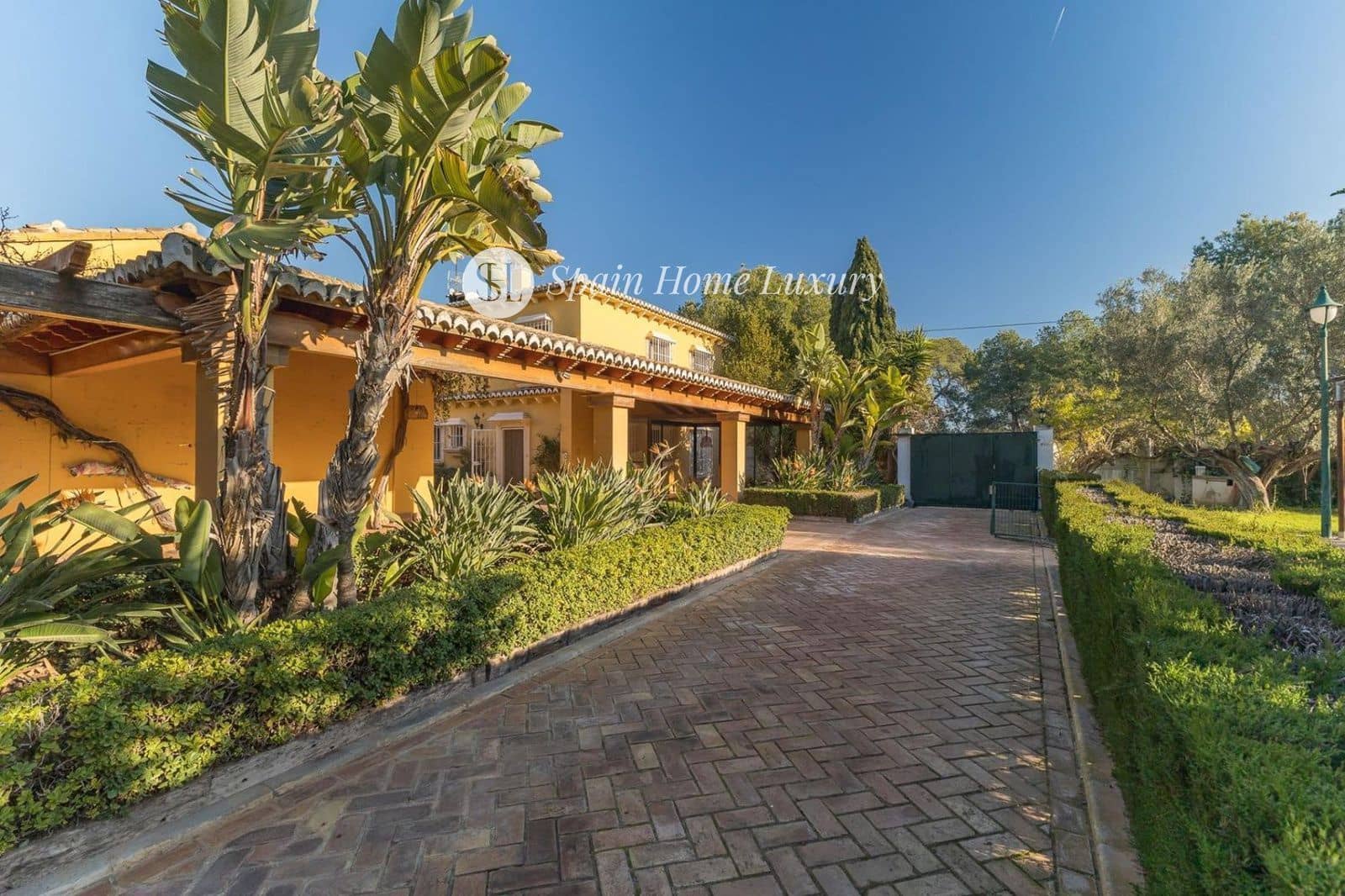 7 soverom Villa til salgs i Betera med svømmebasseng garasje - € 1 500 000 (Ref: 9004117)