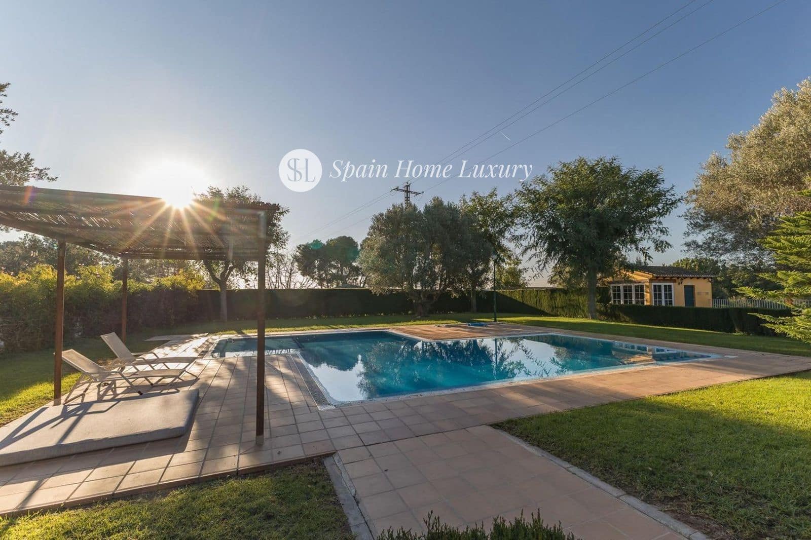 7 soverom Villa til salgs i Betera med svømmebasseng garasje - € 1 500 000 (Ref: 9004117)