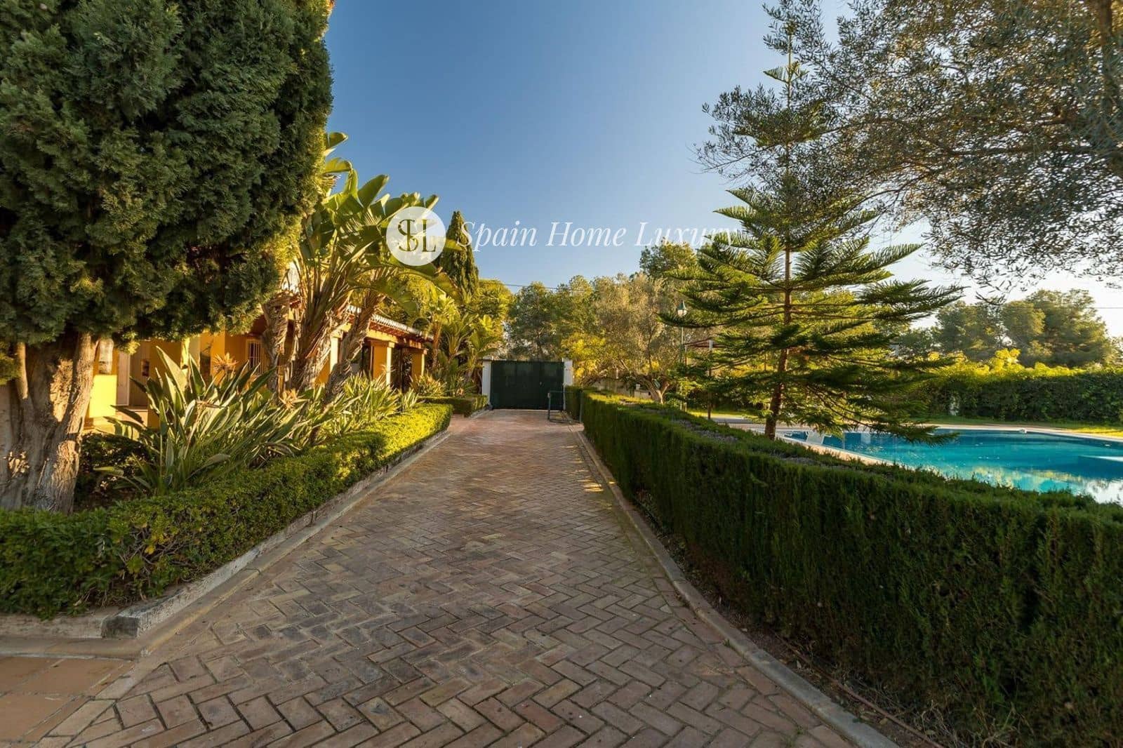 7 soverom Villa til salgs i Betera med svømmebasseng garasje - € 1 500 000 (Ref: 9004117)