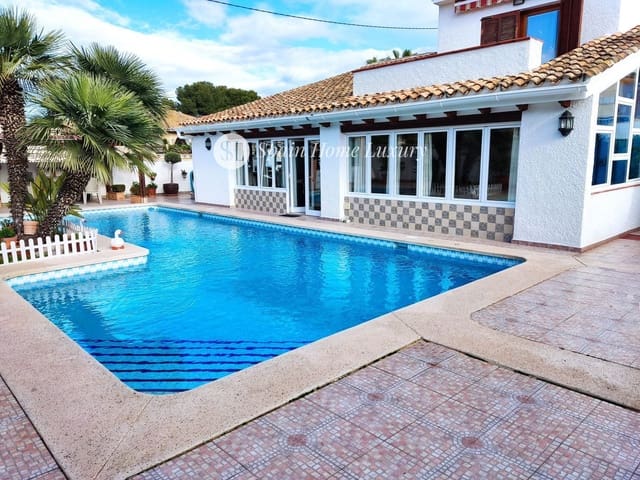 6 bedroom Villa for sale in Rincón Bajo, Benidorm with pool garage - € 720,000 (Ref: 9004122)